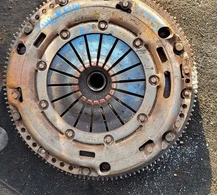 Volkswagen Touran I Clutch set kit SPRZGOKOMPLETNE