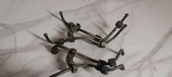 Opel Astra G Fuel injector supply line/pipe 
