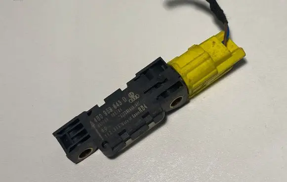 Audi A3 S3 A3 Sportback 8P Airbag deployment crash/impact sensor 4B0959643D