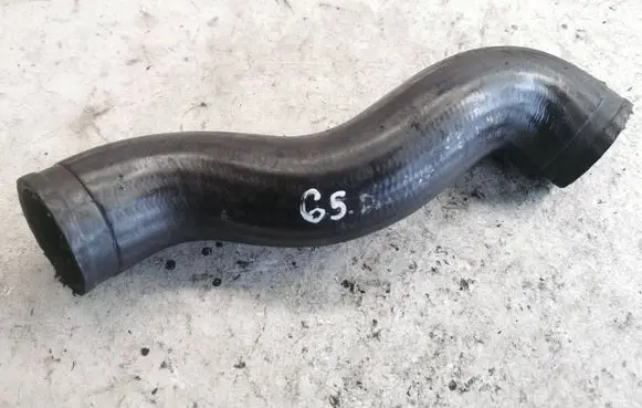 Intercooler hose/pipe