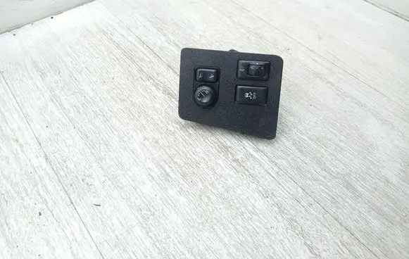 Nissan Qashqai Headlight level height control switch 25190BR00B S32142