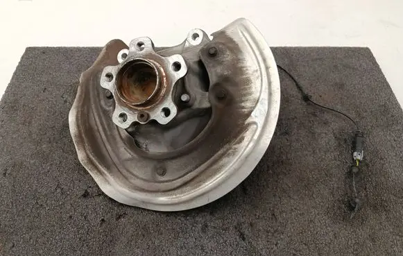 BMW X3 G01 Front wheel hub 6882598 6871191 6870530