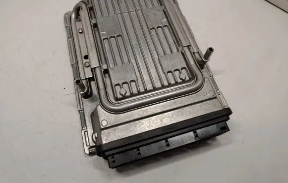 BMW 5 F10 F11 Engine control unit/module 7633374 12147633374 12147640087