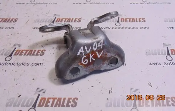 Toyota Avensis T250 Rear door upper hinge
