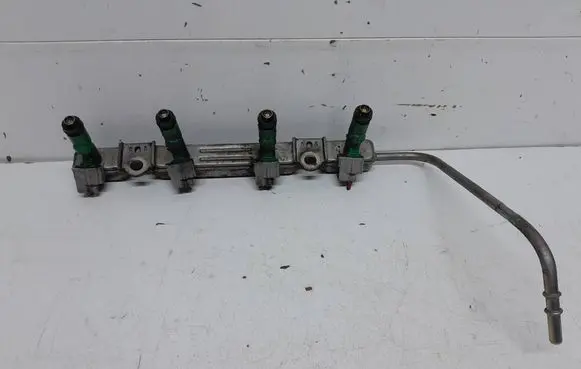 Toyota Prius (XW20) Fuel main line pipe 2325021020