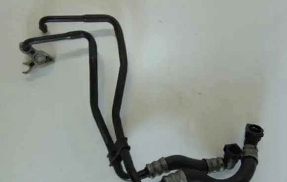 BMW 7 F01 F02 F03 F04 Oil cooling pipe 