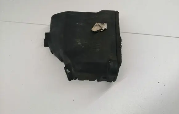 Volkswagen Golf VI Other engine bay part 03C145851L 4010884B