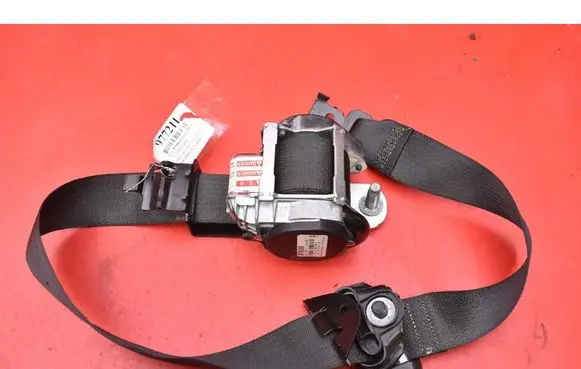 Chevrolet Equinox Front seatbelt