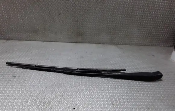 Honda Civic IX Rear wiper blade arm