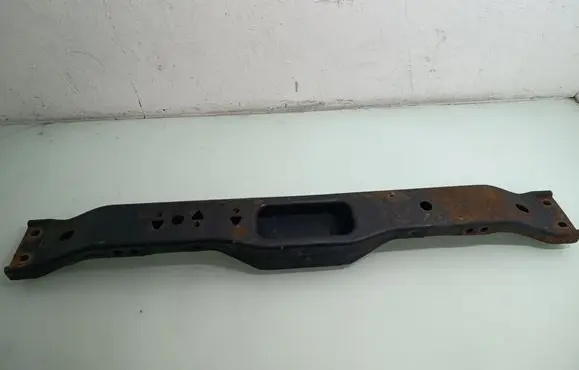 Hummer H3 Gearbox mounting bracket 3449M10