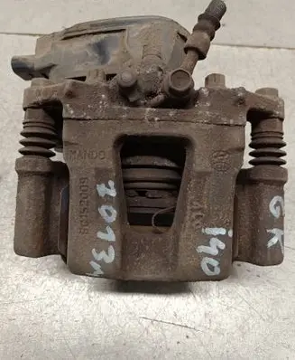 Hyundai i40 Rear brake caliper