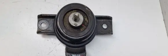 Hyundai Santa Fe Engine mount bracket