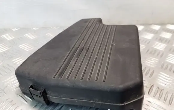 Mazda 6 Fuse box cover KD4566760