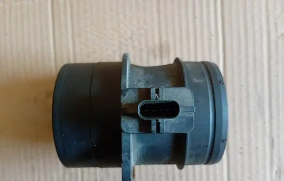 Audi A4 S4 B8 8K Mass air flow meter 0281002956 03L906461 300507678