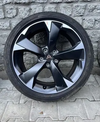 Seat Leon IV R18 alloy rim 5FA601025H