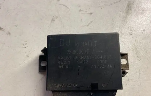Renault Megane III Parking PDC control unit/module 259900001r