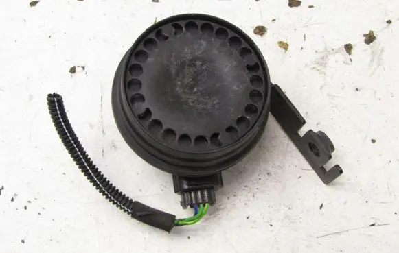 Peugeot 2008 II Alarm system siren 9825588480