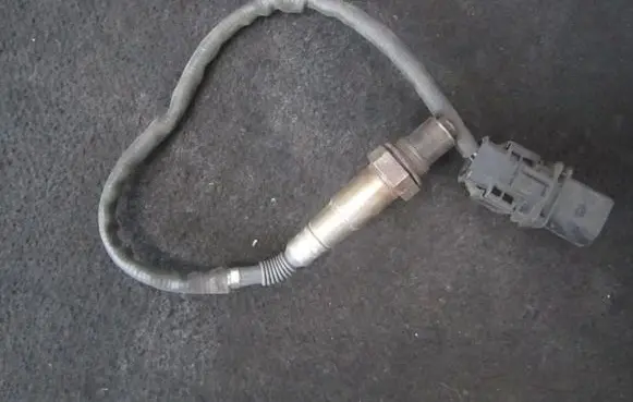 BMW 5 E60 E61 Lambda probe sensor 779159201 7791592-01