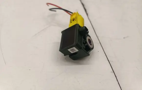 Mercedes-Benz E W212 Airbag deployment crash/impact sensor A1729056000