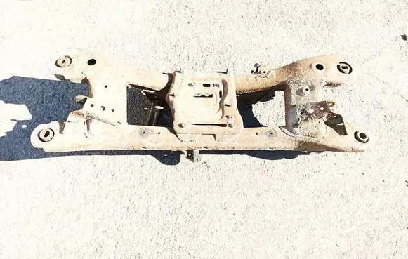 Toyota Avensis T270 Rear subframe 