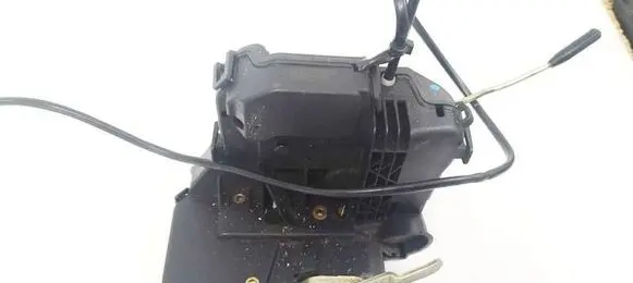 Mercedes-Benz E W211 Front door lock 211720053507