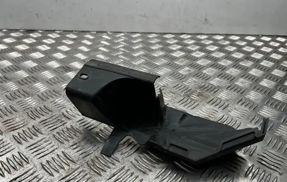 Ford Mondeo MK IV Intercooler air guide/duct channel BS718311AA BS718311