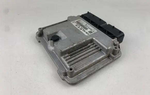 Skoda Karoq Engine control unit/module 05E907309