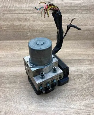 BMW 5 F10 F11 ABS Pump 6853400 6858955 WithPlug