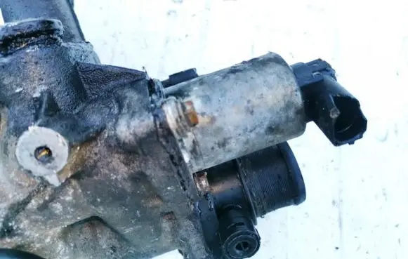 Renault Laguna II EGR valve