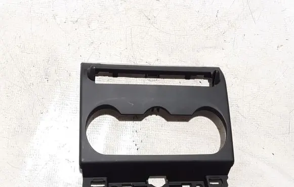 Renault Captur II Panel trim 682609677R