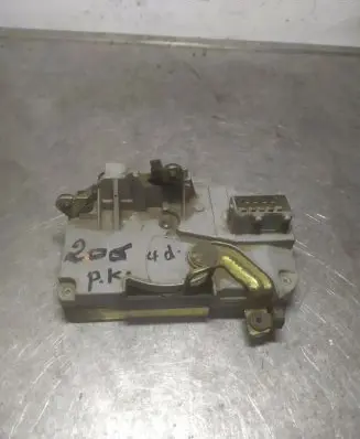 Peugeot 206 Front door lock PBTL1