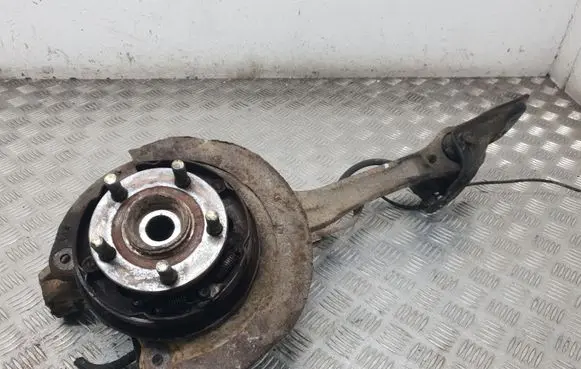 Subaru Legacy Rear wheel hub spindle/knuckle 