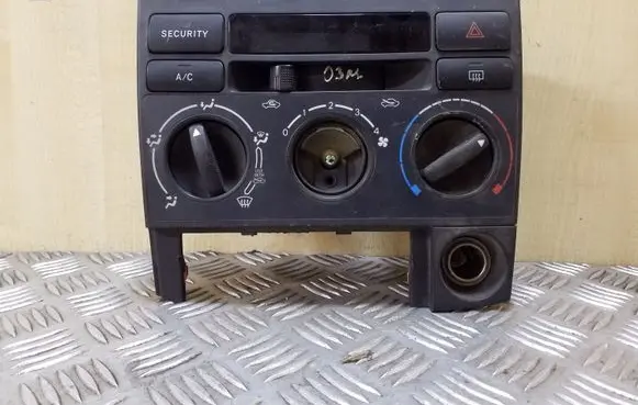 Toyota Corolla Verso E121 Climate control unit 5541213020