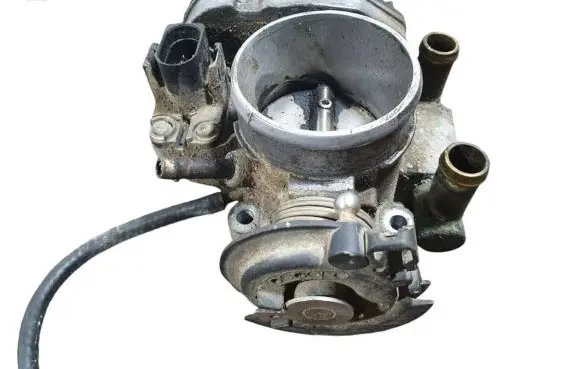 Audi A4 S4 B5 8D Throttle valve 058133063 408237210