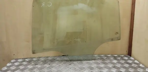 Seat Toledo IV (NH) Rear door window glass