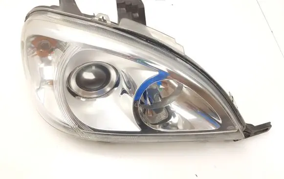 Mercedes-Benz ML W163 Headlight/headlamp 22315600