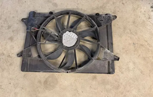 Chrysler Pacifica Electric radiator cooling fan 68217321AC