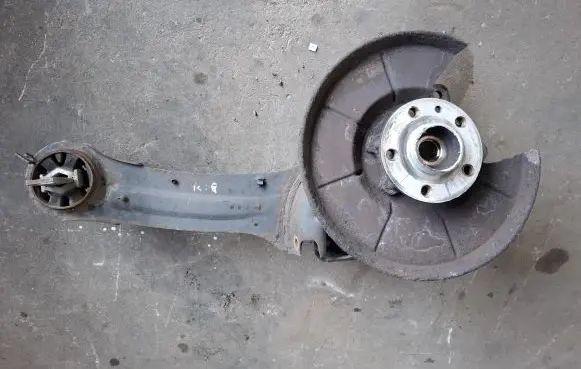Volvo XC70 Rear wheel hub spindle/knuckle 7G915A969