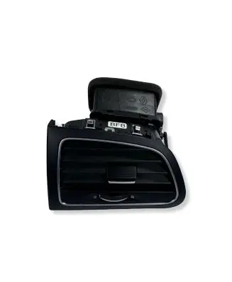 Renault Megane IV Dash center air vent grill 687616296R