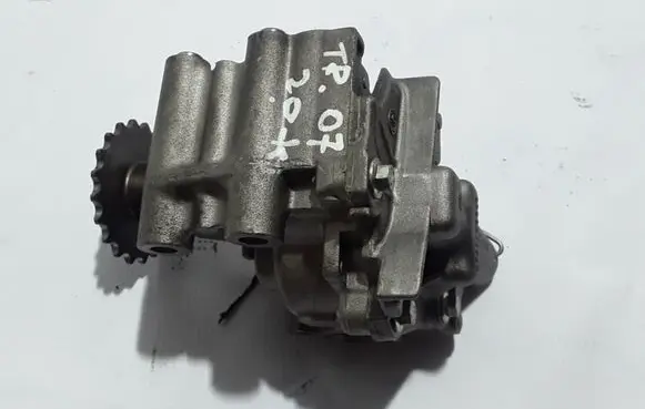 Renault Trafic II (X83) Oil pump 8200345633