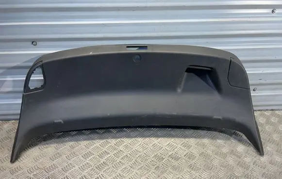 Opel Astra J Tailgate trim 13261680 132665271 360583280