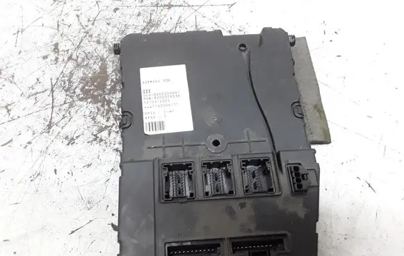 Renault Megane II Comfort/convenience module 8200309691