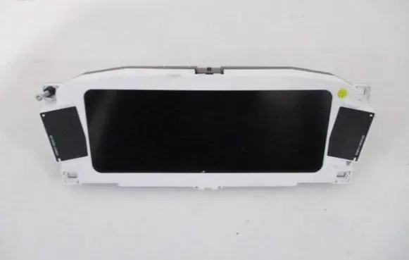 Peugeot 308 Speedometer (instrument cluster) 9835847680