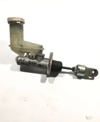 Mitsubishi Pajero Clutch master cylinder 