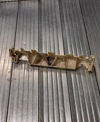 Mercedes-Benz E C207 W207 Front bumper mounting bracket A2076980027