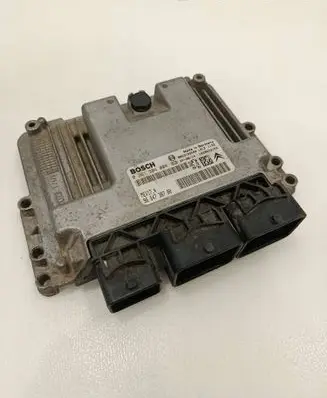 Peugeot 207 Engine control unit/module 9664738780 9663193580 0261S04008