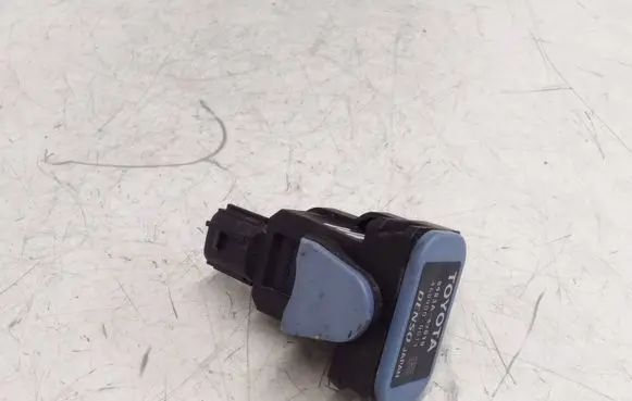 Toyota Prius (XW50) Airbag deployment crash/impact sensor 8983A47010 4689000011
