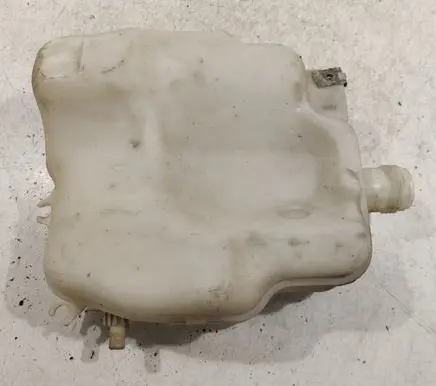 Peugeot 406 Windshield washer fluid reservoir/tank 9639175280