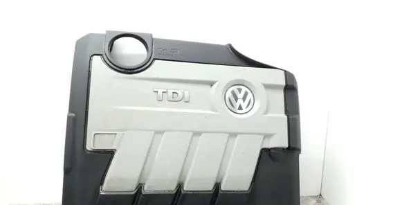 Volkswagen Tiguan Engine cover (trim) 03L103925