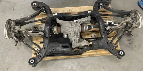 Audi Q5 SQ5 Rear axle beam with reductor 